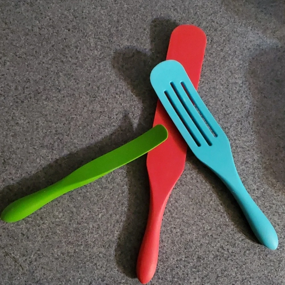 Mad Hungry 3-Piece‎ Silicone Spurtle Set - Red, Blue, Green Utensils (Kalorik)